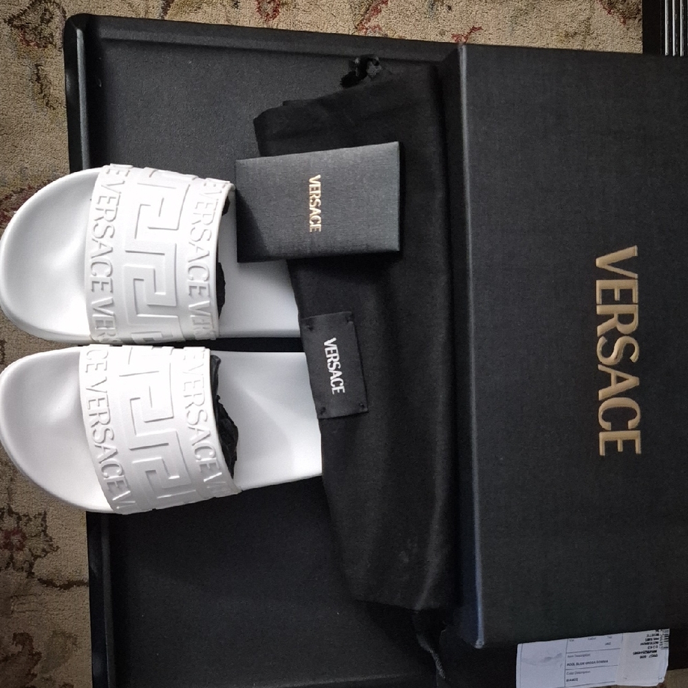 BNWT Versace White Embossed Pool Slide Sandals